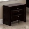 Simo Nightstand, Spacious Top, Metal Knobs, 3 Drawers